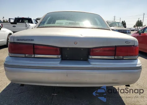 1997 Ford Crown Victoria Police Interceptor from USA, damaged, VIN 2FALP71W2VX176342